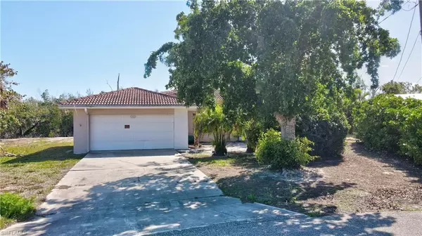 Sanibel, FL 33957,1812 Ibis LN