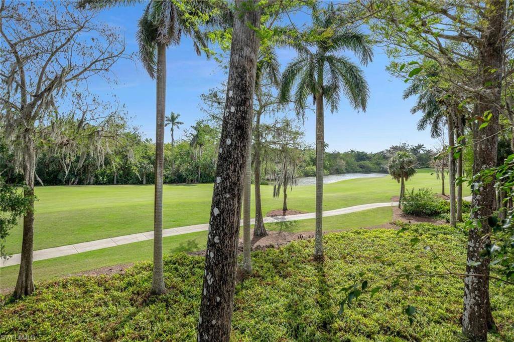 Naples, FL 34105,103 Clubhouse DR #351
