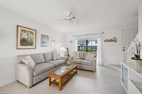 Marco Island, FL 34145,138 Marco Villas DR #V5