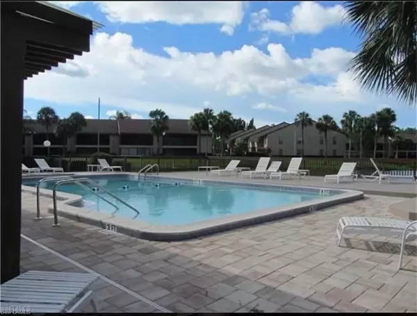 North Fort Myers, FL 33917,15466 Admiralty CIR #6