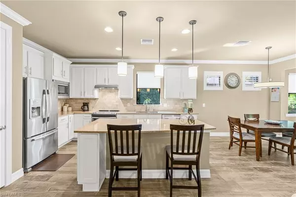 Fort Myers, FL 33908,14671 Laguna DR