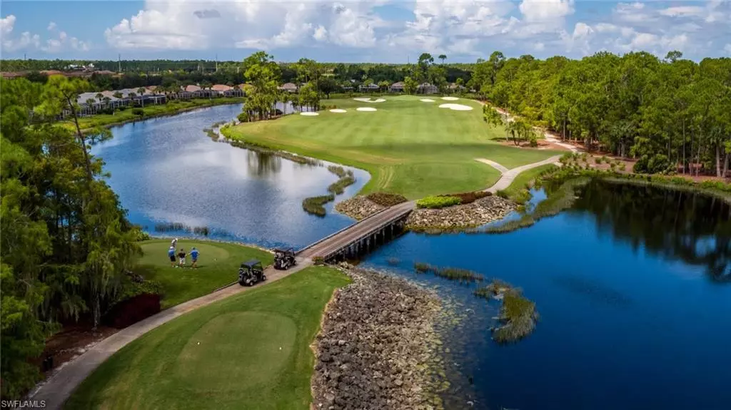 Naples, FL 34120,8259 Parkstone PL #203