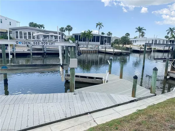 Fort Myers Beach, FL 33931,17810 Stevens BLVD