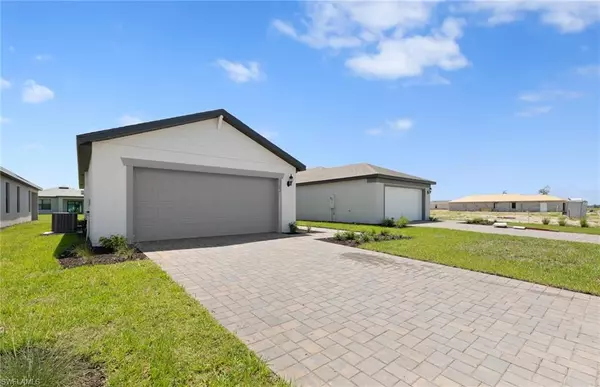 Labelle, FL 33935,1202 Caloosa Cove DR