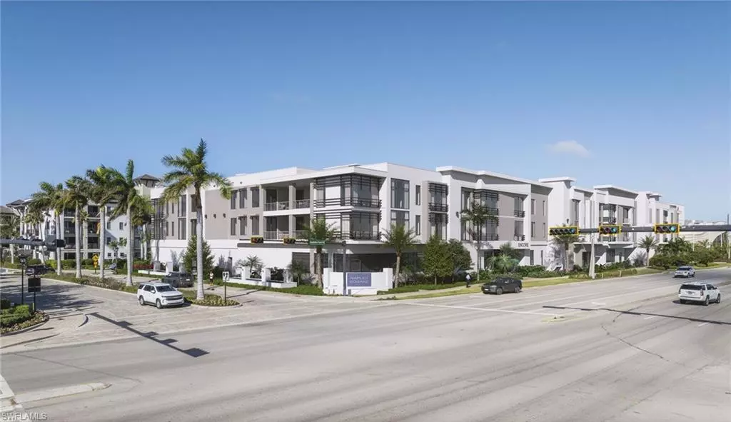 Naples, FL 34102,233 12th ST S #203