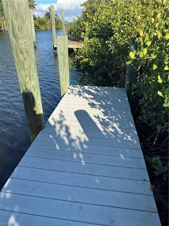 Bokeelia, FL 33922,5250 Martin CV