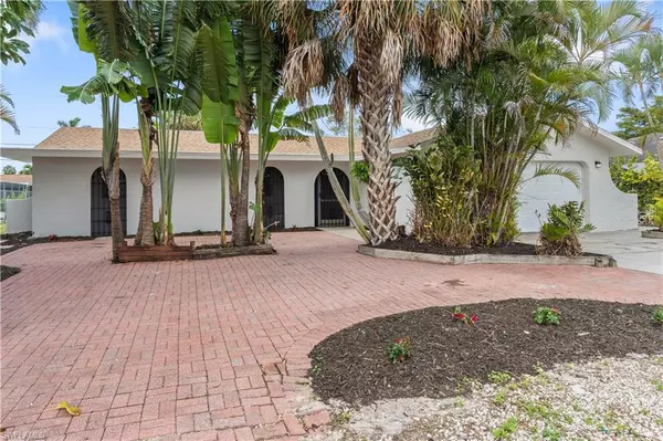 Fort Myers, FL 33907,8925 Dorchester ST