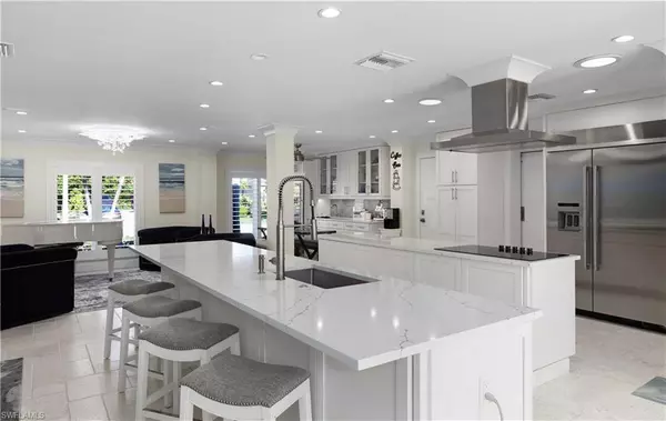 Marco Island, FL 34145,546 Nassau RD