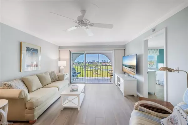 Naples, FL 34103,37 High Point CIR E #607