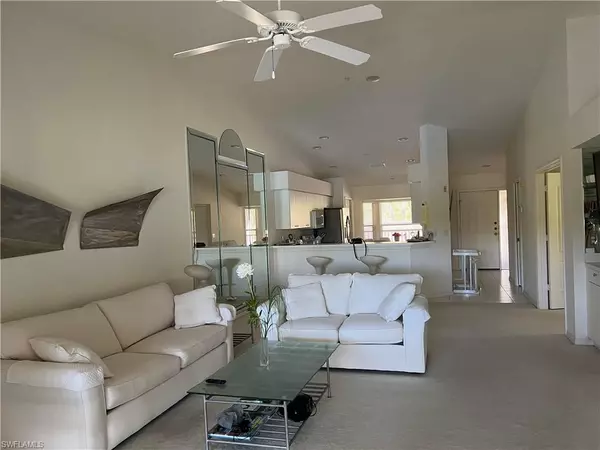 Naples, FL 34112,8400 Naples Heritage DR #1521