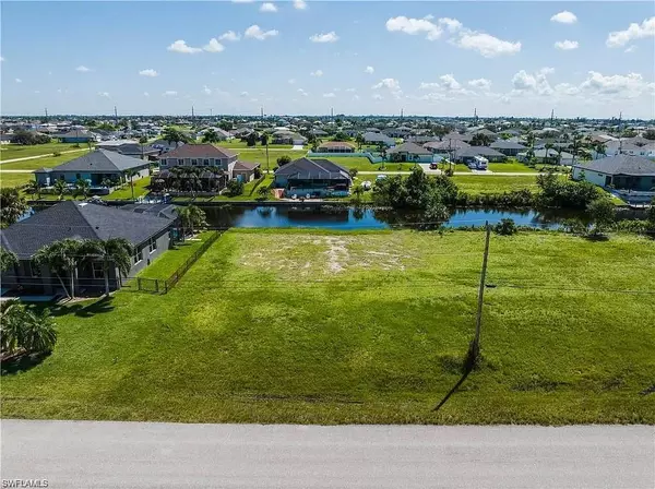 Cape Coral, FL 33993,301 NW 26th PL