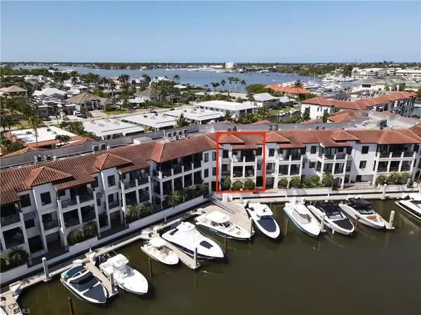 1530 5th AVE S #208C, Naples, FL 34102