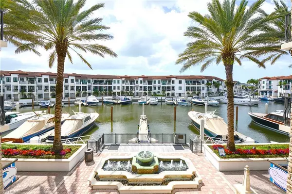 Naples, FL 34102,1530 5th AVE S #208C