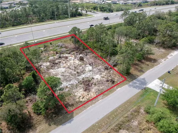 Lehigh Acres, FL 33973,924 Meadow RD