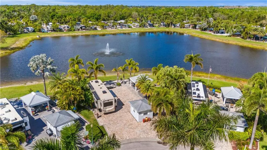 Fort Myers, FL 33905,10211 Surfwood CT