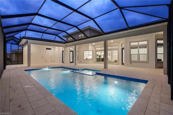 15398 Turin DR, Naples, FL 34114