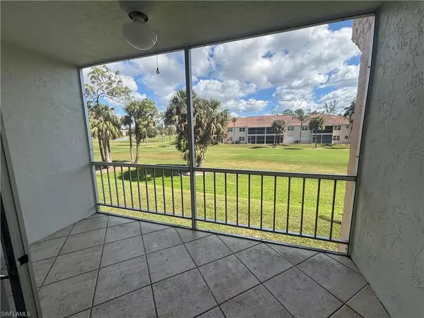 Naples, FL 34105,225 Turtle Lake CT #210