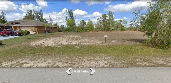1239 NE 36th LN, Cape Coral, FL 33909