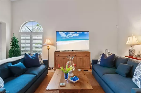 Naples, FL 34112,2124 Paget CIR #1