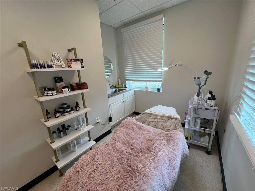 Bonita Springs, FL 34135,9400 Bonita Beach RD SE