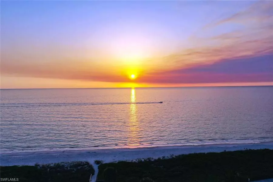 4005 Gulf Shore BLVD N #805, Naples, FL 34103