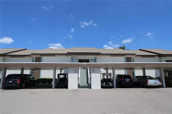 Fort Myers, FL 33907,5770 Trailwinds DR #213