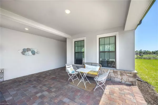 Naples, FL 34120,9268 Cormorant DR