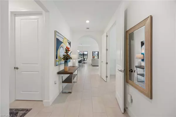 Naples, FL 34120,9268 Cormorant DR