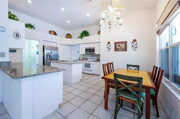 Estero, FL 33928,22175 Seashore CIR