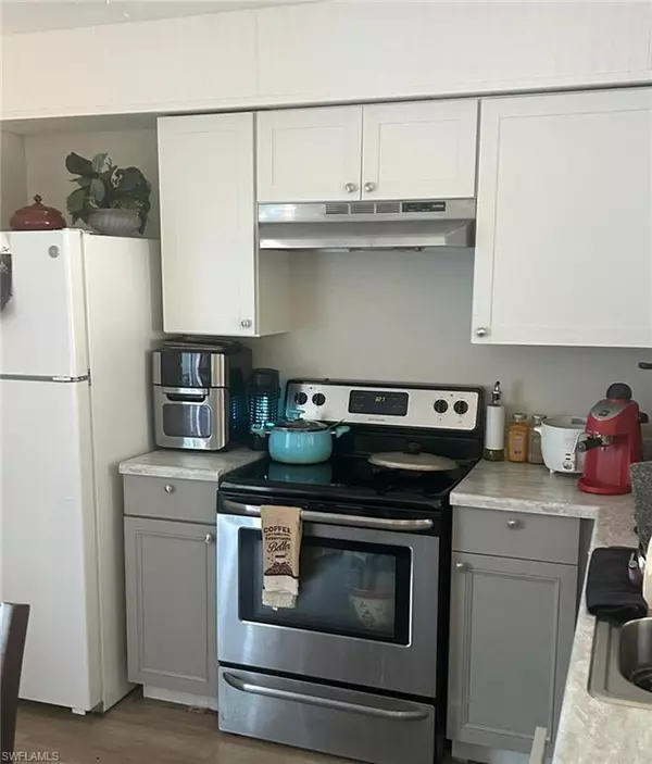 Cape Coral, FL 33909,949-949 NE Pine Island LN #947