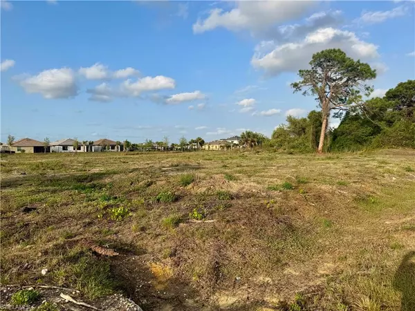 Lehigh Acres, FL 33971,7500 Ruth AVE N