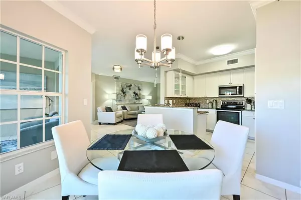 Naples, FL 34108,1054 Egrets Walk CIR #102