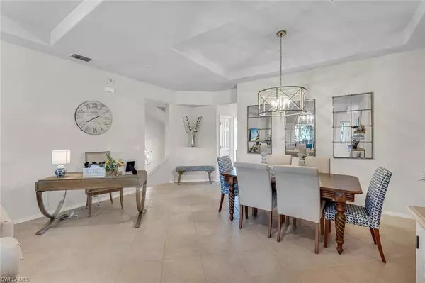 Naples, FL 34112,4650 Winged Foot CT #203