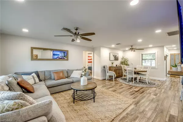 Cape Coral, FL 33904,618 SE 26th ST