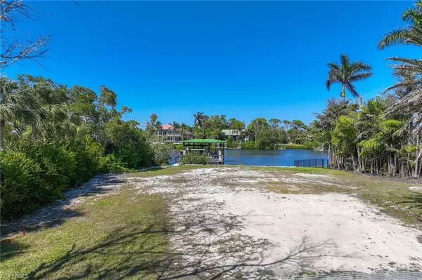 Bonita Springs, FL 34134,3648 Margina CIR