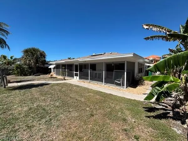 Naples, FL 34108,452 Seabee AVE