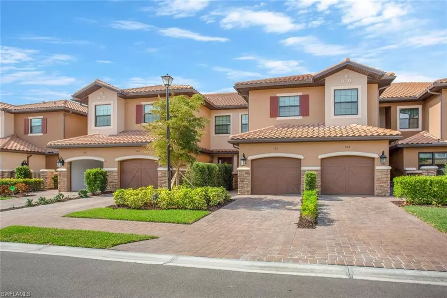 9650 Montelanico LOOP #103, Naples, FL 34119