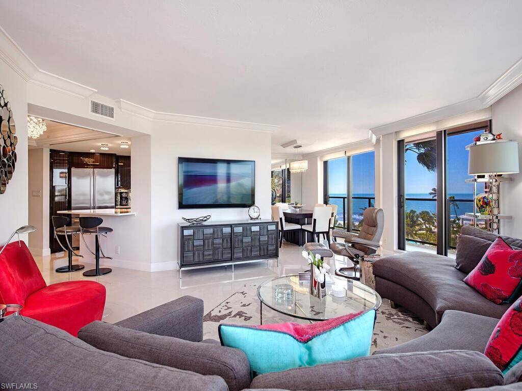 Naples, FL 34103,4901 GULF SHORE BLVD N #502
