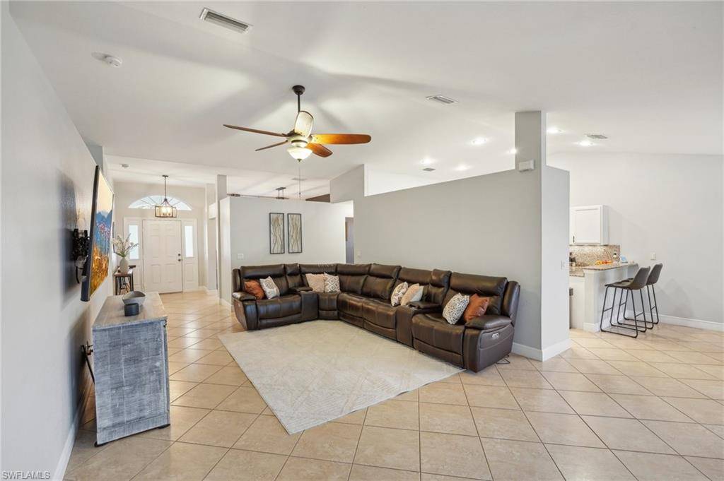 Cape Coral, FL 33914,3717 Agualinda BLVD