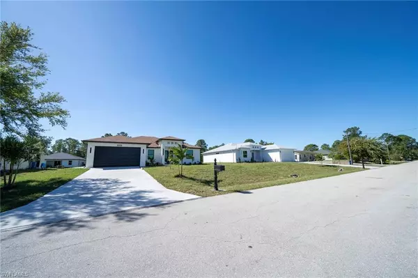 Lehigh Acres, FL 33971,3003 52nd ST W