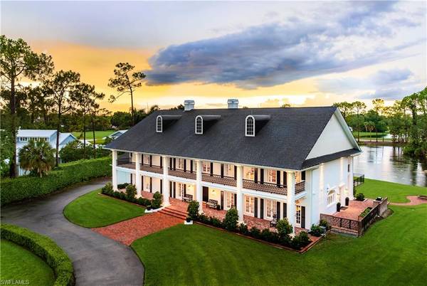 Naples, FL 34119,13189 VALEWOOD DR