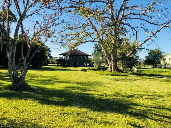 Alva, FL 33920,17720 Taylor RD