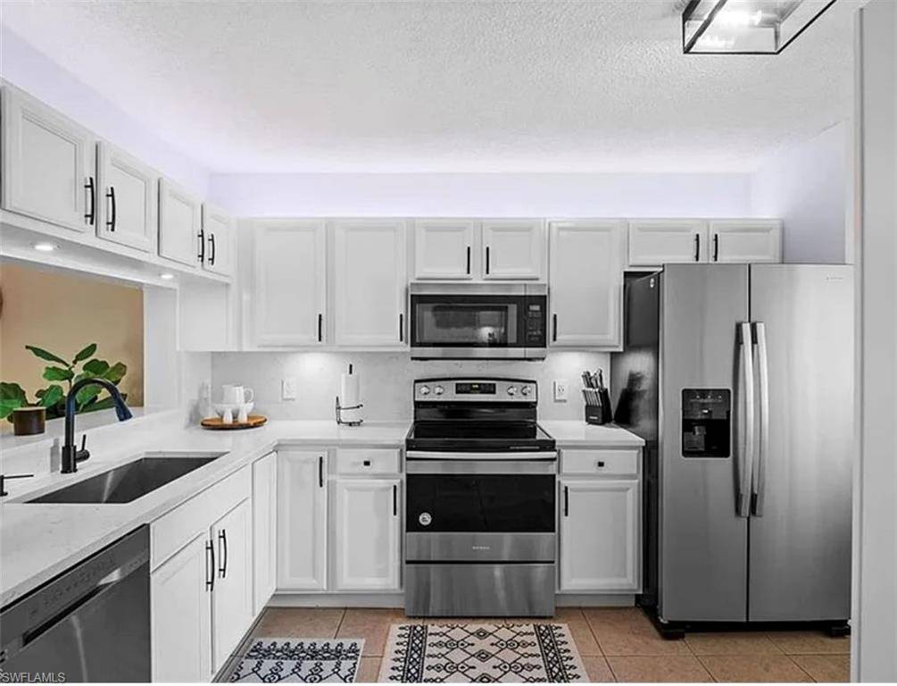 Naples, FL 34109,7785 Esmeralda WAY #M101