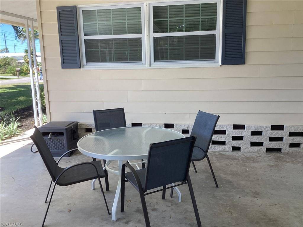 Naples, FL 34112,4 Chateau WAY