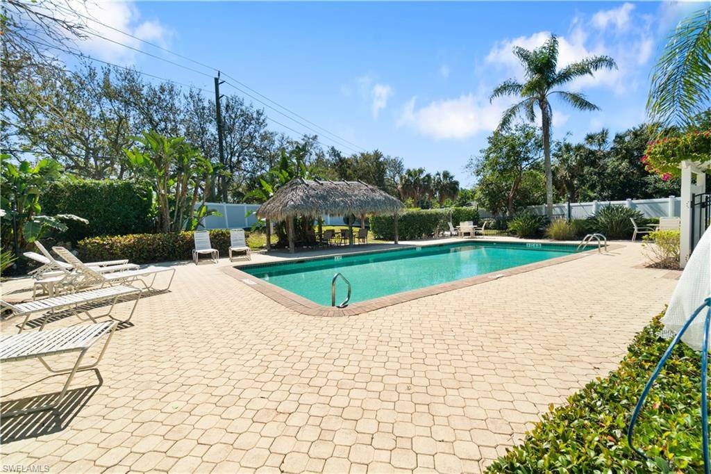 Naples, FL 34105,215 Woodshire LN