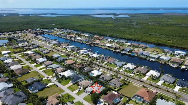 Cape Coral, FL 33914,5216 SW 27th PL