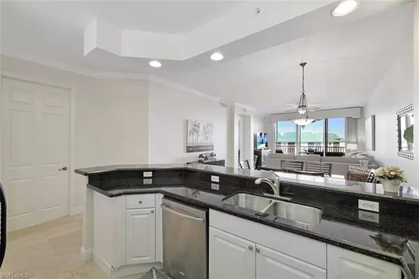 Naples, FL 34108,400 Flagship DR #504