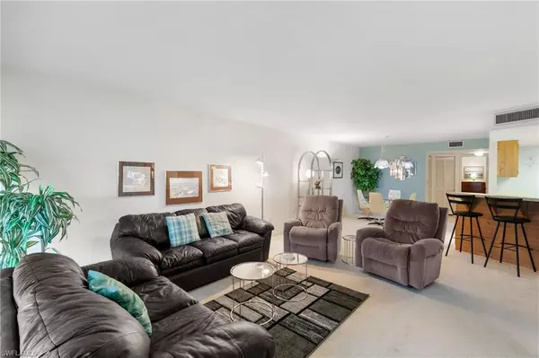 Marco Island, FL 34145,1051 Swallow AVE #301
