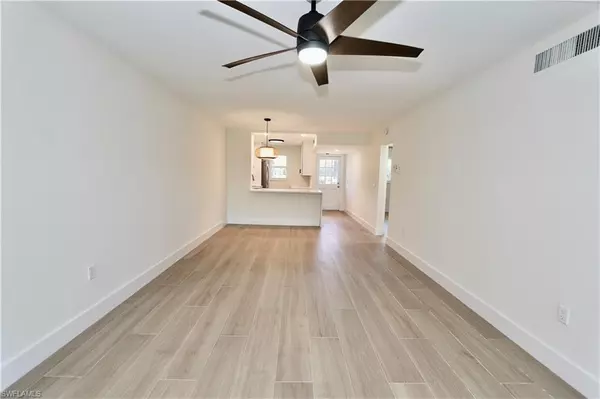 Naples, FL 34102,268 Banyan BLVD #268