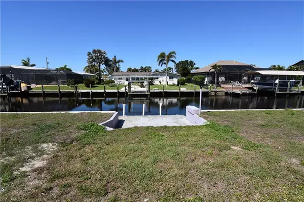 Cape Coral, FL 33914,5824 SW 1st AVE